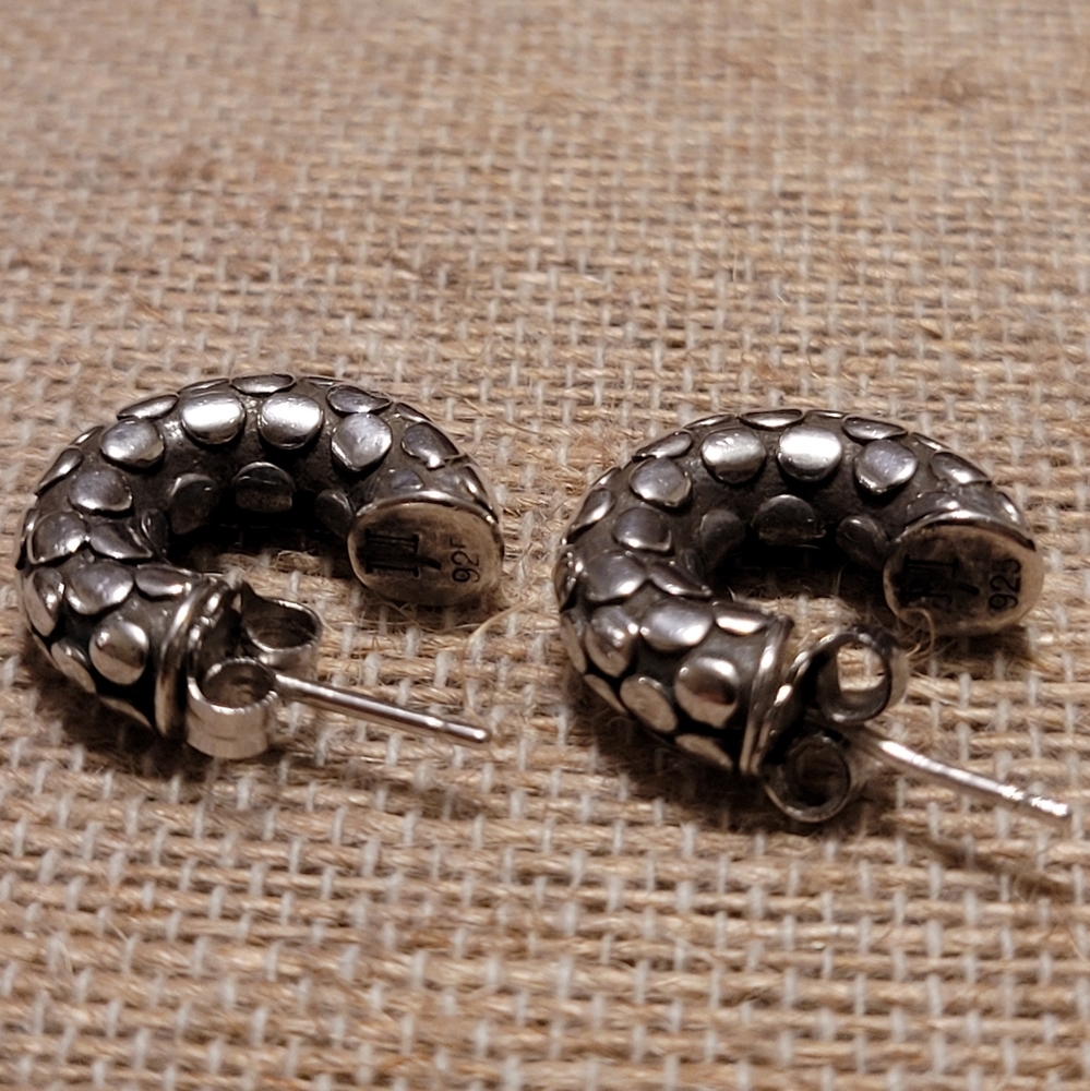 JOHN HARDY | SILVER DOT HOOP EARRINGS - Picture 5 of 10
